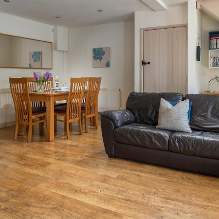 Dorset Holiday Barns Шернборн Экстерьер фото